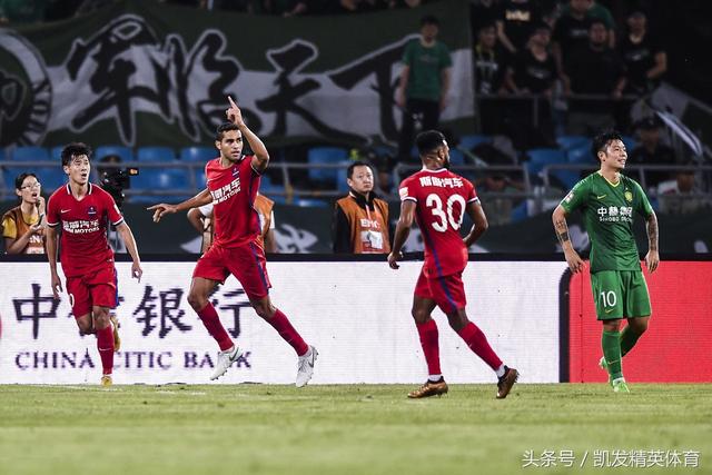  德甲末轮保级悬念迭起，多队命运生死一线  