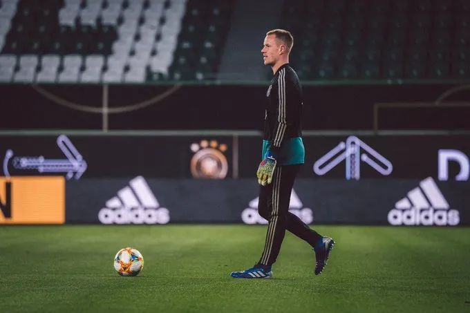  菲尔特定位球战术奏效，德甲弱旅巧取关键三分